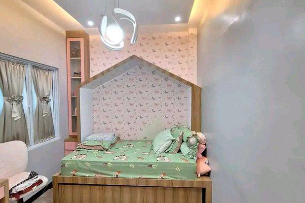 Di jual rumah full renovasi di the summer batam center
