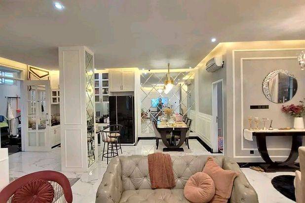 Di jual rumah full renovasi di the summer batam center