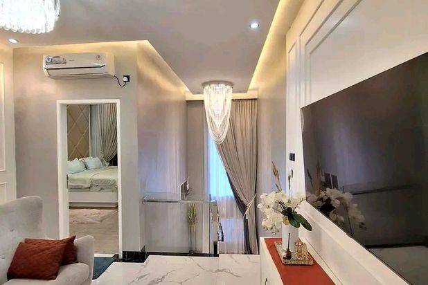 Di jual rumah full renovasi di the summer batam center