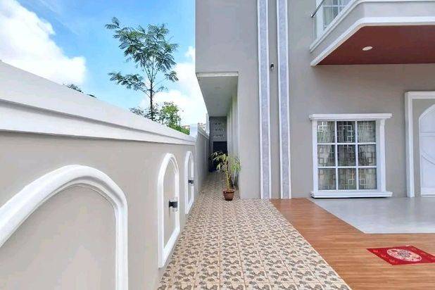 Dijual rumah mewah 2½ Lantai Plam spring Batam centre