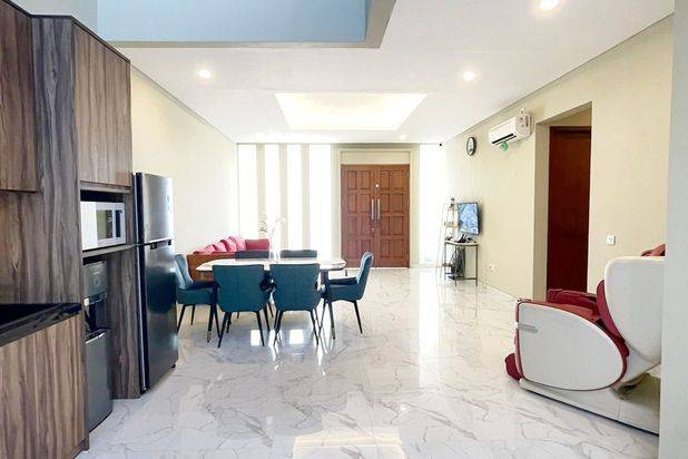 Dijual Cepat! Rumah Modern 4Lantai Jakarta Timur