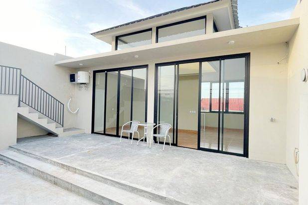 Dijual Cepat! Rumah Modern 4Lantai Jakarta Timur