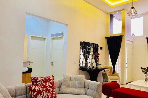 Dijual Rumah Fully Furnished Kota Baru Parahyangan