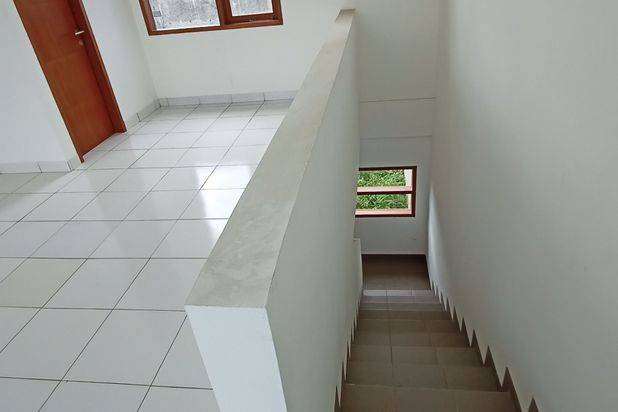 Dijual Ruko Derwatimas sebrang Griya Bandung Timur