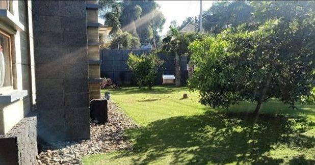 Rumah Pondok Hijau Bandung Ciamik, Lingkungan Asri Hook