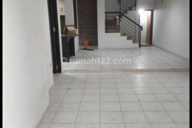 Mau jual cepat rumah hunian untuk keluarga milenal ,terletak di area prime jakarta barat fasilitas kuliner,RS,sekolah transportasi jalan tol DALKOT ke bandara & luar Jakarta mudah di jangkau ,,hrga sangat bisa di tawar