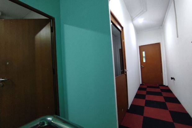 Jarang ada ruko terletak di JALAN UTAMA SURYO PRANOTO JAKARTA PUSAT, SENTRAL ,bisnis jakarta kota transportasi terjangkau cepat ,MRT, COMUTTER,TRANSJAKRTA,HRGA JUAL GA ADA LAWAN MURAHNyA