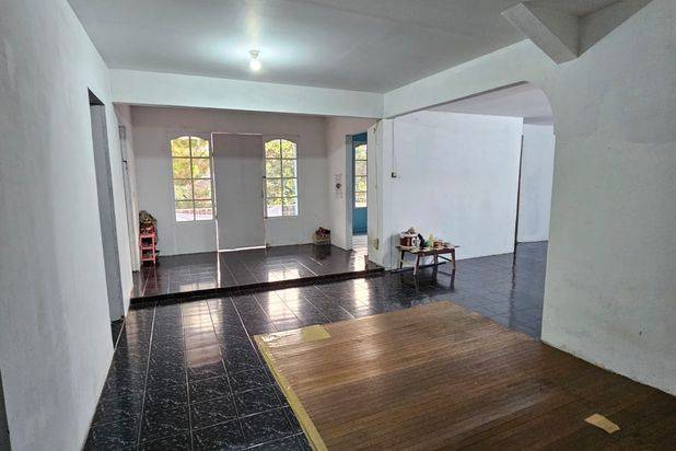 Rumah Bagus Terawat di Tonggoh Geger Kalong Bandung