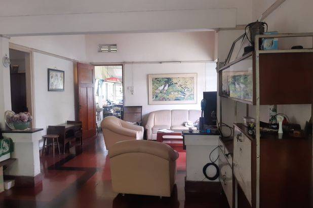 Rumah Lama Heritage Hitung Tanah di Sayap Riau Bandung