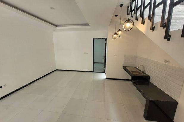 For Sale Rumah Baru Minimalis 2 Lt di Kopo Permai 2 Bandung