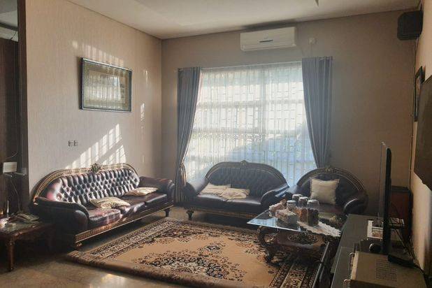Rumah 2 Lantai Nyaman Dekat Ke Tol Margaasih Bandung