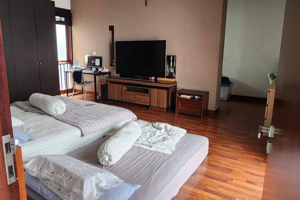 Pabrik, Kantor Dan Rumah Tinggal di Komplek Industri Kopo Bandung