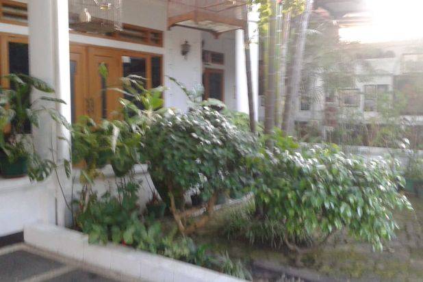 Rumah Tinggal Ada Banyak Kamar di Gegerkalong Bandung