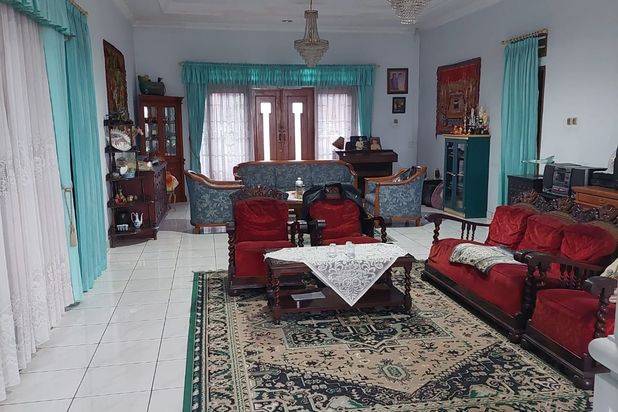 Rumah Tinggal Ada Banyak Kamar di Gegerkalong Bandung