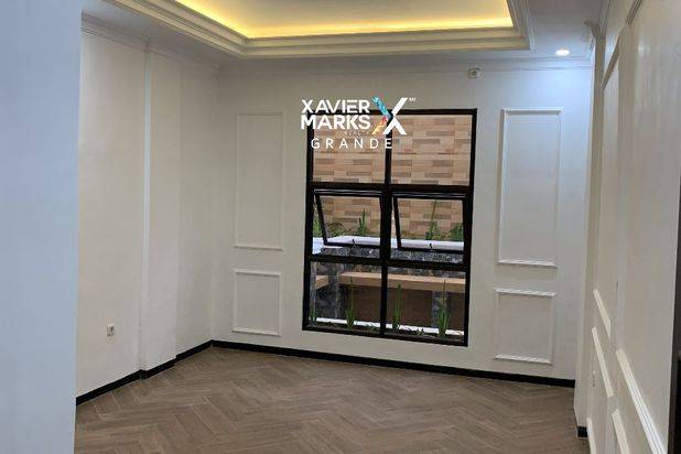 Dijual Rumah Modern di Araya Golf, Malang