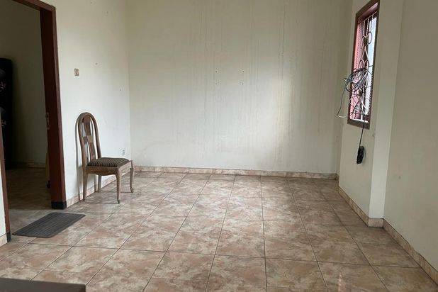 Dijual Cepat Rumah Hook 2 Lantai di Jl. Papa Papa, Malang