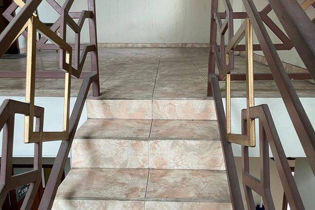Dijual Cepat Rumah Hook 2 Lantai di Jl. Papa Papa, Malang