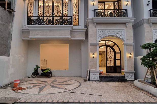 Rumah Baru Siap Huni Dalam Komplek di Kebagusan Jakarta Selatan