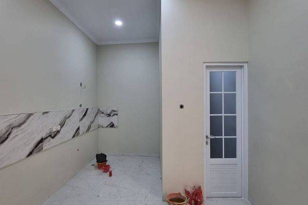 Rumah 3 Lantai Baru Unfurnished SHM di Jagakarsa, Jakarta Selatan