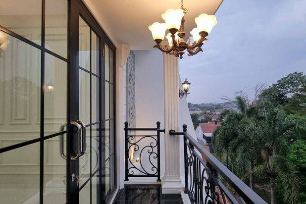 Rumah 3 Lantai Baru Unfurnished SHM di Jagakarsa, Jakarta Selatan