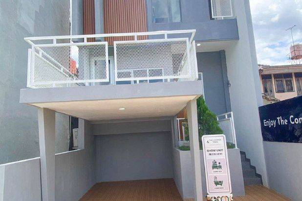 Rumah 3 Lantai Baru Unfurnished SHM di Rtm Kelapa Dua, Depok