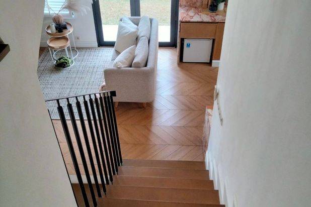 Rumah 2 Lantai Dalam Kawasan South City Pondok Cabe Tangerang Selatan