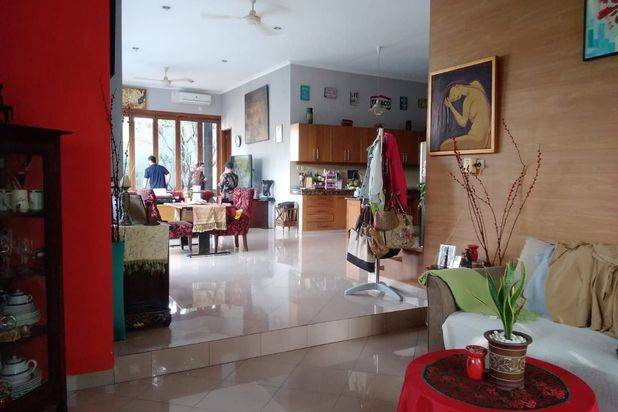 Rumah Second Tanah Luas di Lebak Bulus Jakarta Selatan