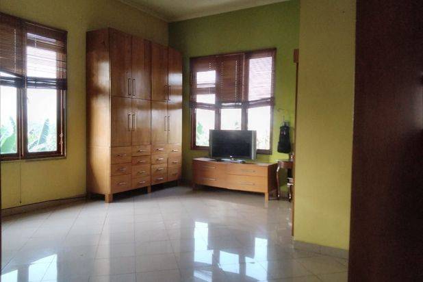 Rumah Second Tanah Luas di Lebak Bulus Jakarta Selatan