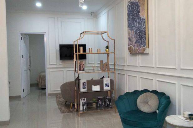 Rumah Mewah Ready Dan Inden Lokasi Strategis Depan Lapangan Terbang Pondok Cabe