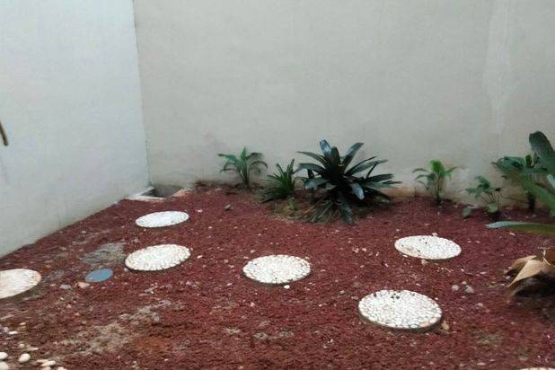 Rumah Mewah Ready Dan Inden Lokasi Strategis Depan Lapangan Terbang Pondok Cabe