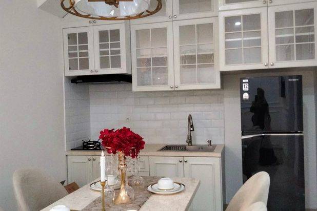 Rumah Mewah Ready Dan Inden Lokasi Strategis Depan Lapangan Terbang Pondok Cabe