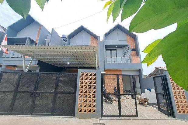 Rumah Baru 2 Lantai Siap Huni Free Biaya biaya di Cimanggis Depok