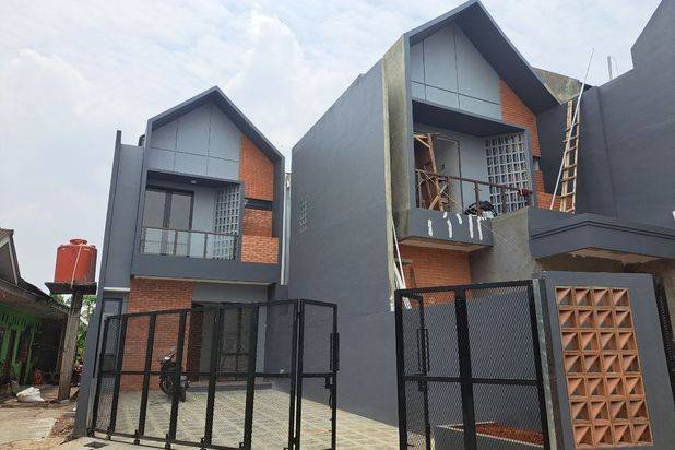 Rumah Baru 2 Lantai Siap Huni Free Biaya biaya di Cimanggis Depok