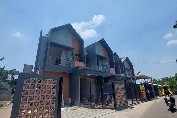 Rumah Baru 2 Lantai Siap Huni Free Biaya biaya di Cimanggis Depok