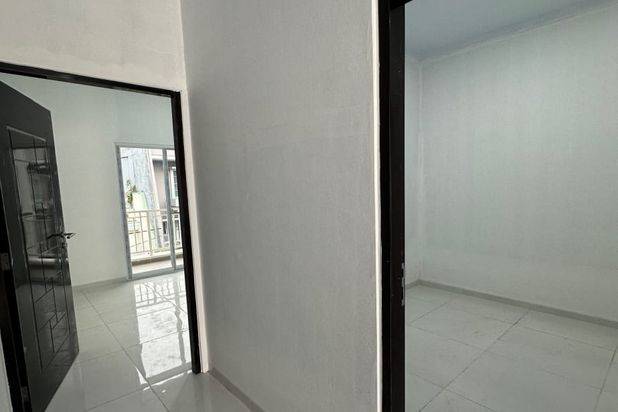Dijual Rumah Tanjung Duren Selatan Brand New Rangkap Atap Baja Ringan