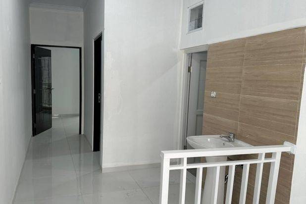 Dijual Rumah Tanjung Duren Selatan Brand New Rangkap Atap Baja Ringan