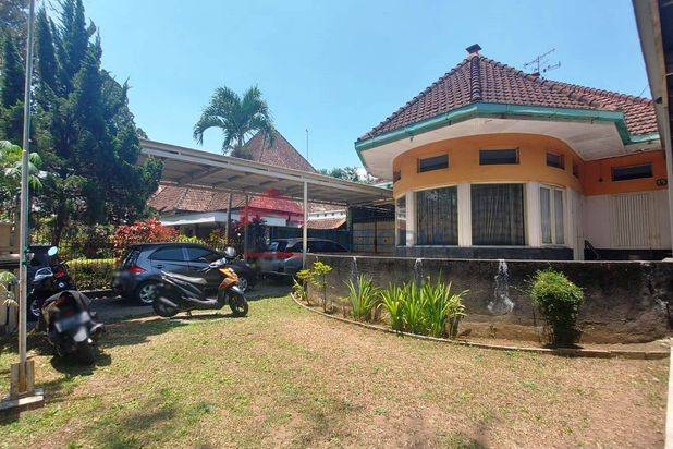Dijual Rumah Tempoe Doeloe Tengah Kota Gunung Gunung Tidar Malang
