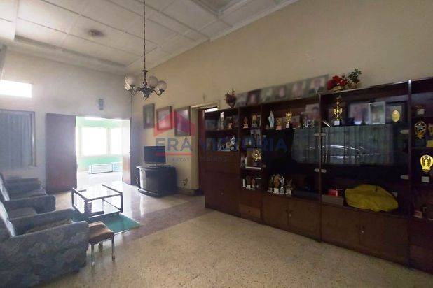 Dijual Rumah Tempoe Doeloe Tengah Kota Gunung Gunung Tidar Malang