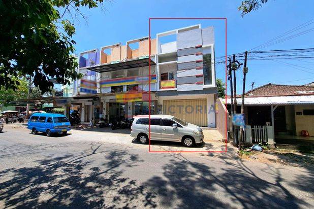 Ruko Kondisi Siap Pakai Baru Renovasi,area Strategis di Lowokwaru