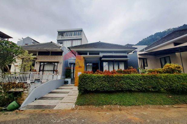 Vila Bagus Full Furnish Potensi Passive Income di Batu