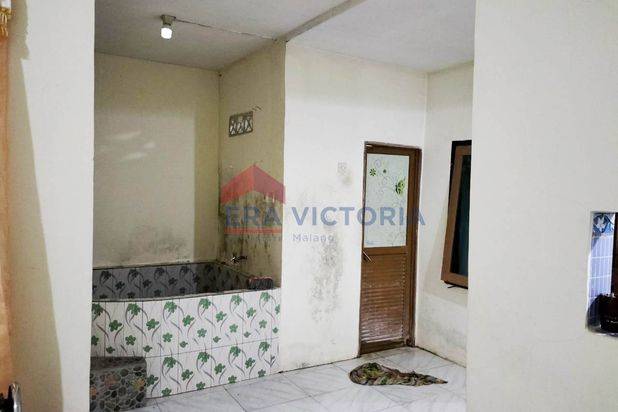 Disewakan Rumah Minimalis Kondisi Terawat Bumi Mondoroko Raya Malang