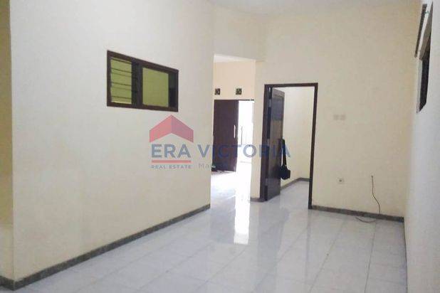 Disewakan Rumah Minimalis 6 Kamar Tidur Di Sekarpuro Pakis Dekat Pintu Tol