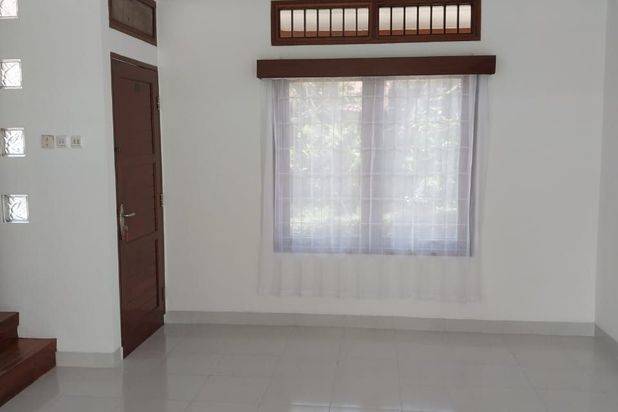 Rumah Minimalis Bagus Komplek Elit Dekat Cibabat Cimahi Utara