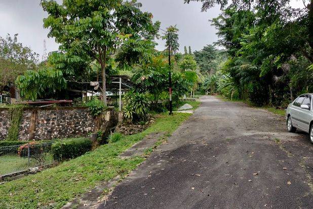 Rumah hook furnsih dengan halaman luas siap pakai di Tiban Palapa