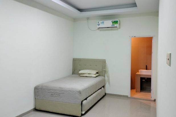 Rumah cantik 2 lantai siap huni di Sukajadi