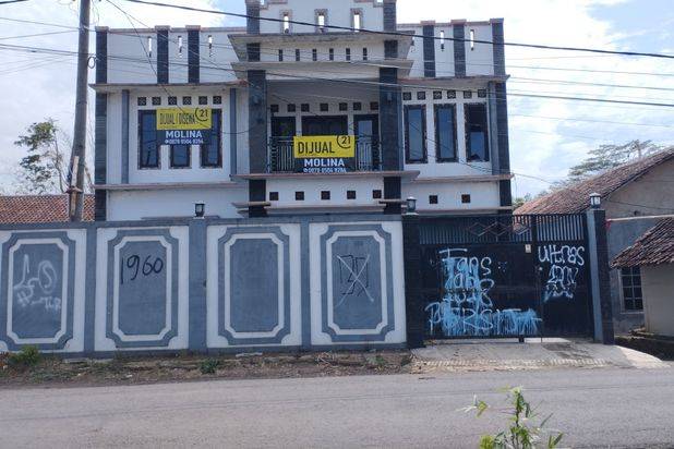Disewakan Rumah 2 lantai Ciawi Gebang Kuningan
