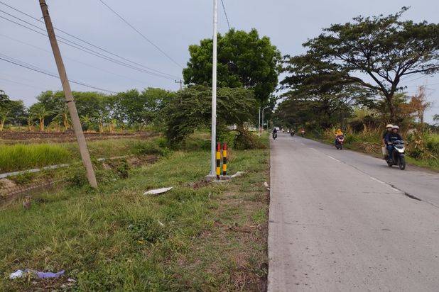 Dijual lahan Wilayah berkembang di Karangwareng