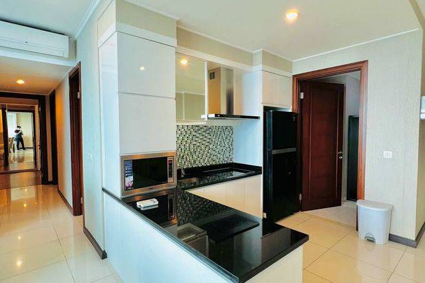 Sewa Apartemen Via Ciputra World 2 BR Lantai 35 Fully Furnished