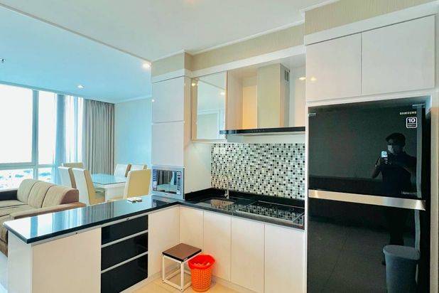 Sewa Apartemen Via Ciputra World 2 BR Lantai 35 Fully Furnished