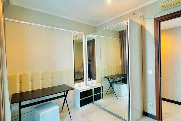 Sewa Apartemen Via Ciputra World 2 BR Lantai 35 Fully Furnished